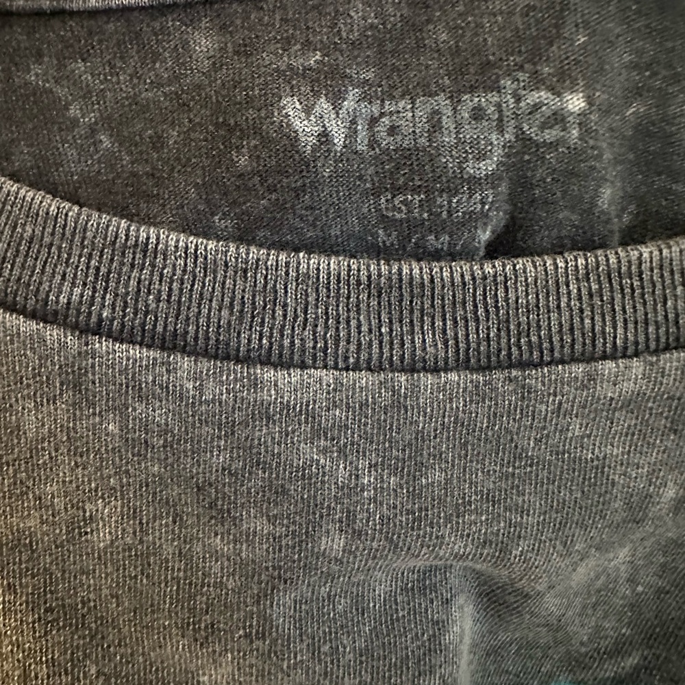 Wrangler Charcoal Acid Wash tee - Picture 3 of 5
